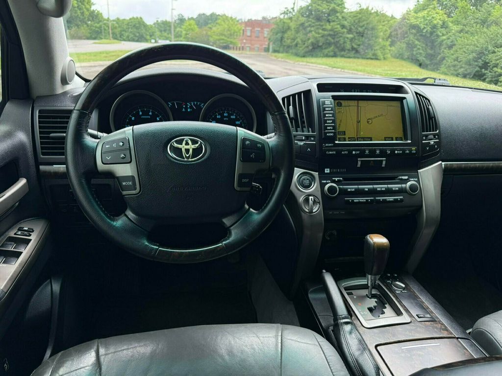 2008 Toyota Land Cruiser Upgrade Package/Cool Box/Heated Leather Seats/Tow Pkg - 23031489 - 17