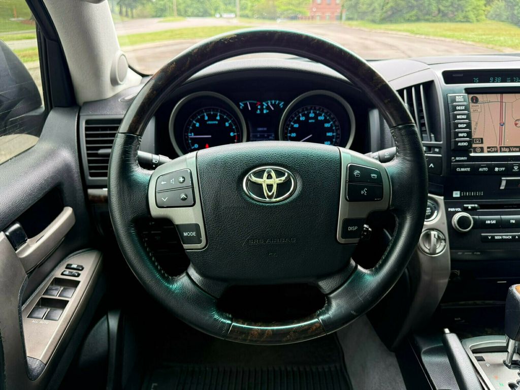 2008 Toyota Land Cruiser Upgrade Package/Cool Box/Heated Leather Seats/Tow Pkg - 23031489 - 18