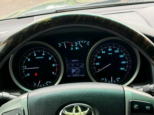 2008 Toyota Land Cruiser Upgrade Package/Cool Box/Heated Leather Seats/Tow Pkg - 23031489 - 19