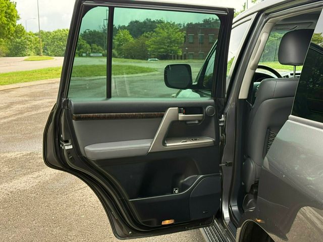 2008 Toyota Land Cruiser Upgrade Package/Cool Box/Heated Leather Seats/Tow Pkg - 23031489 - 22