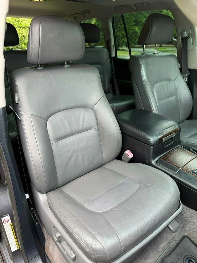 2008 Toyota Land Cruiser Upgrade Package/Cool Box/Heated Leather Seats/Tow Pkg - 23031489 - 27