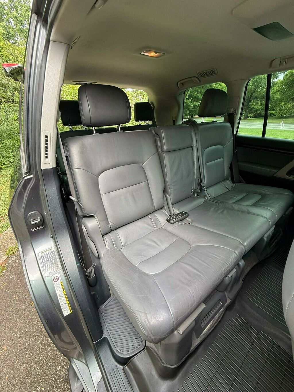 2008 Toyota Land Cruiser Upgrade Package/Cool Box/Heated Leather Seats/Tow Pkg - 23031489 - 30