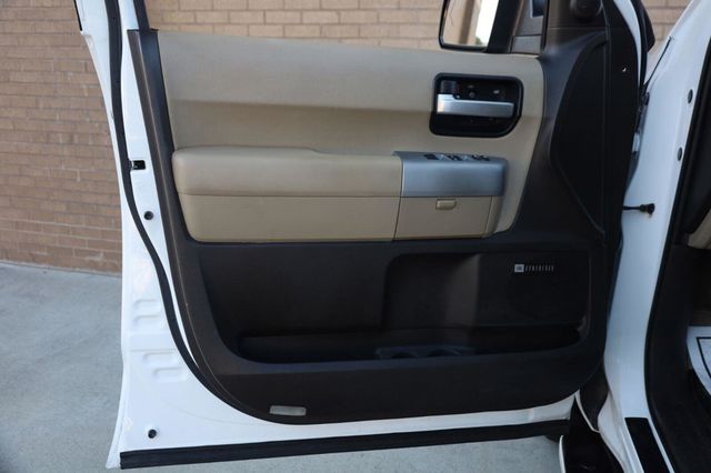 2008 Toyota Sequoia Limited - 23072901 - 12