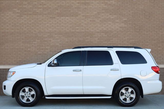 2008 Toyota Sequoia Limited - 23072901 - 1