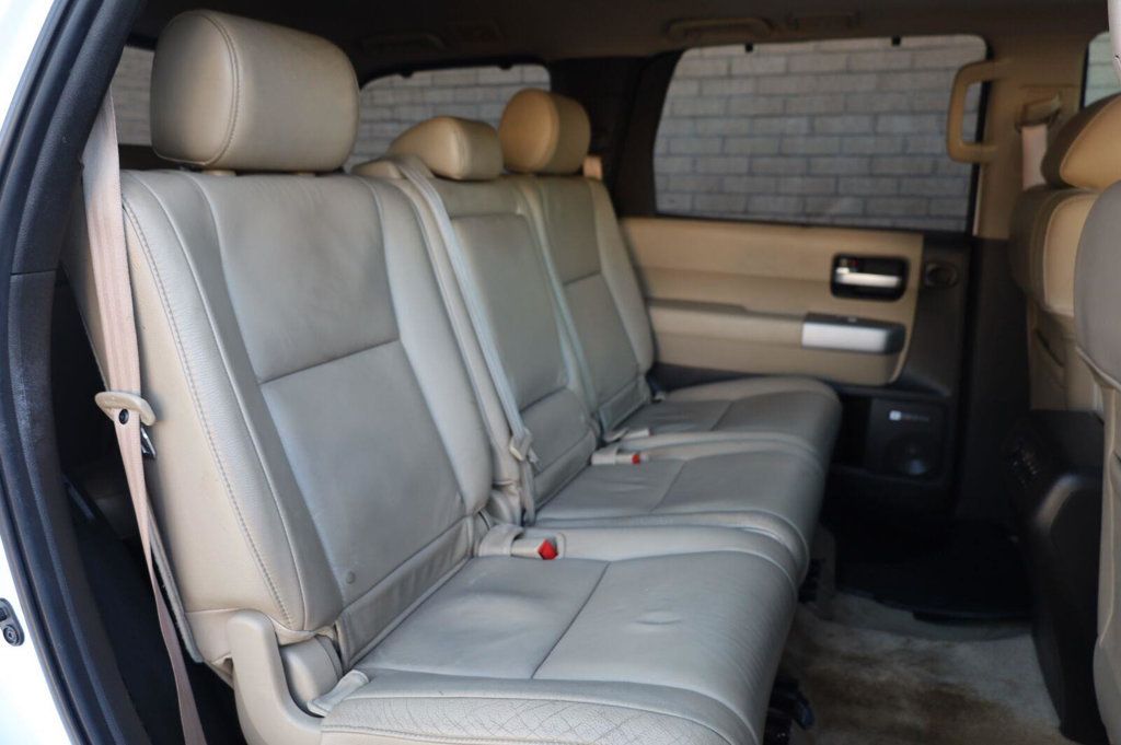 Toyota Sequoia Limited photo 26