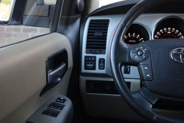 2008 Toyota Sequoia Limited - 23072901 - 33