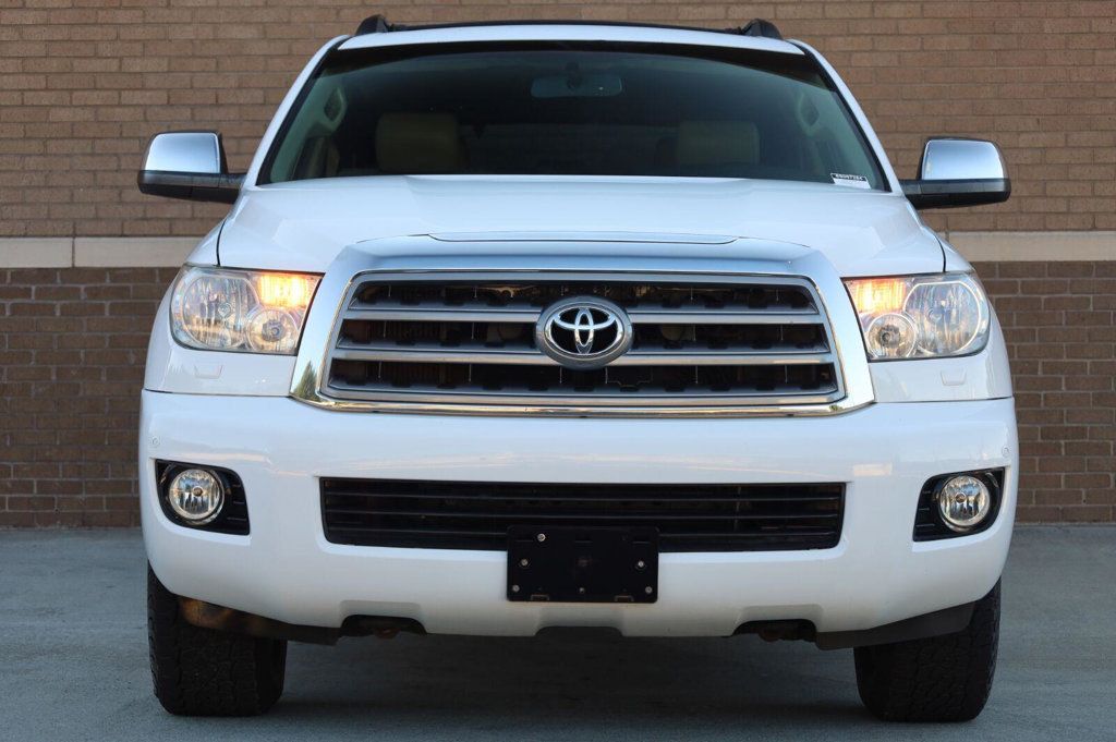 Toyota Sequoia Limited photo 6