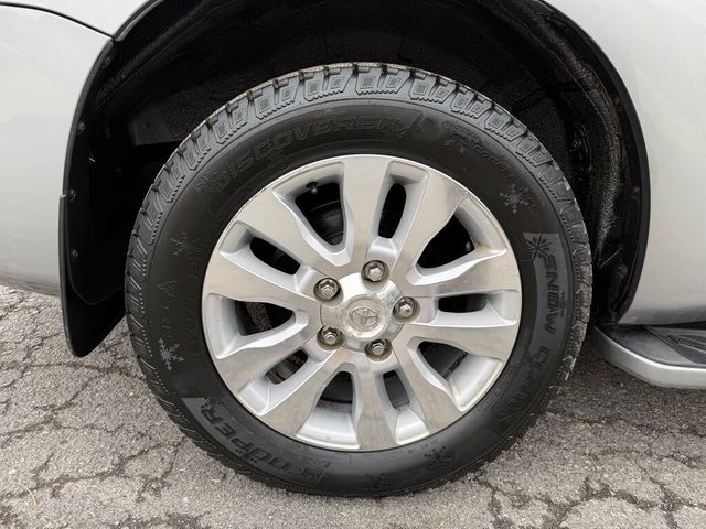 2008 Toyota Sequoia Platinum VA Rust Free Vehicle with Great Toyota Service History - 22968528 - 9