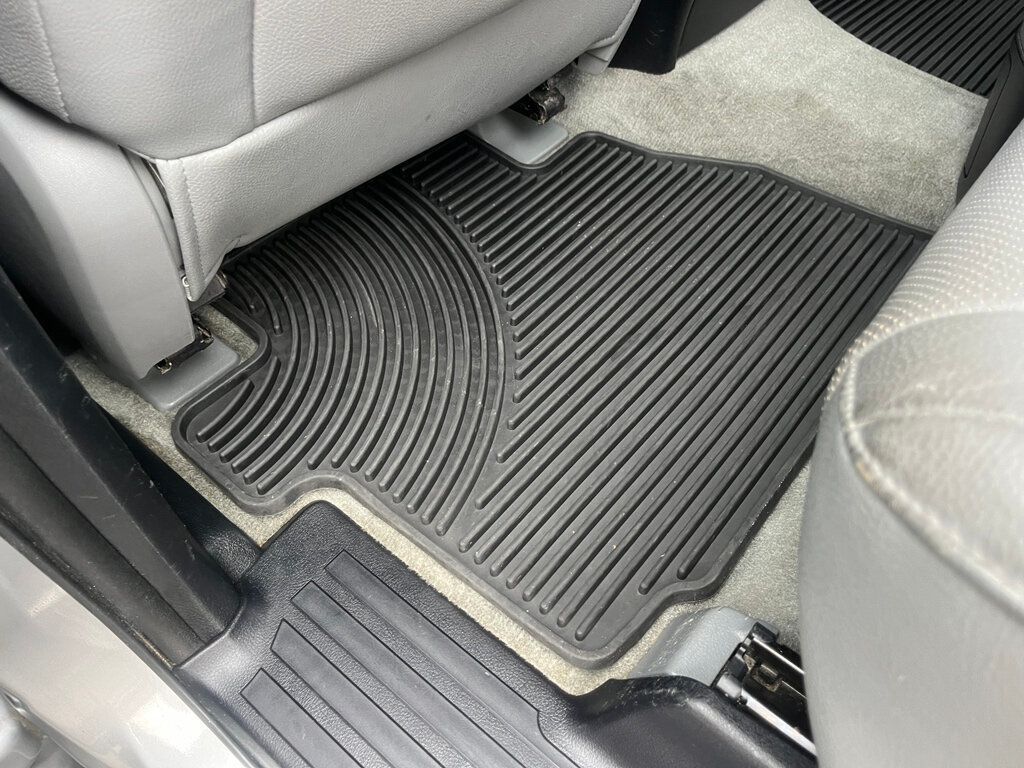 2008 Toyota Sequoia Platinum VA Rust Free Vehicle with Great Toyota Service History - 22968528 - 27