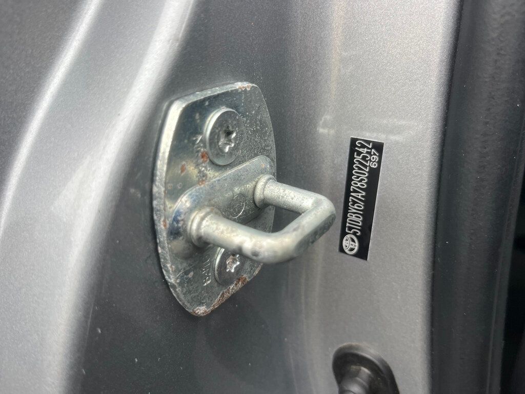 2008 Toyota Sequoia Platinum VA Rust Free Vehicle with Great Toyota Service History - 22968528 - 44