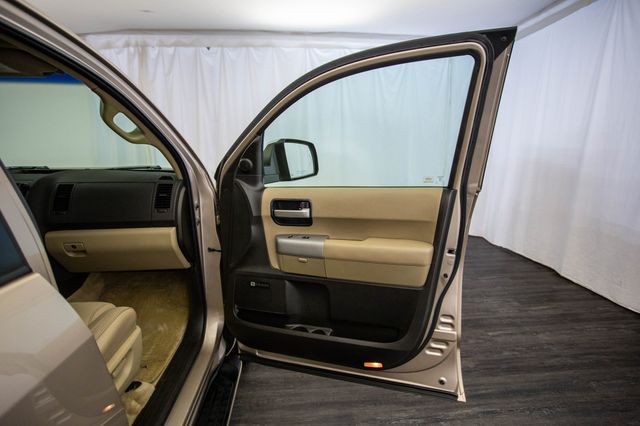 2008 Toyota Sequoia RWD 4dr LV8 6-Speed Automatic Ltd - 22982795 - 16