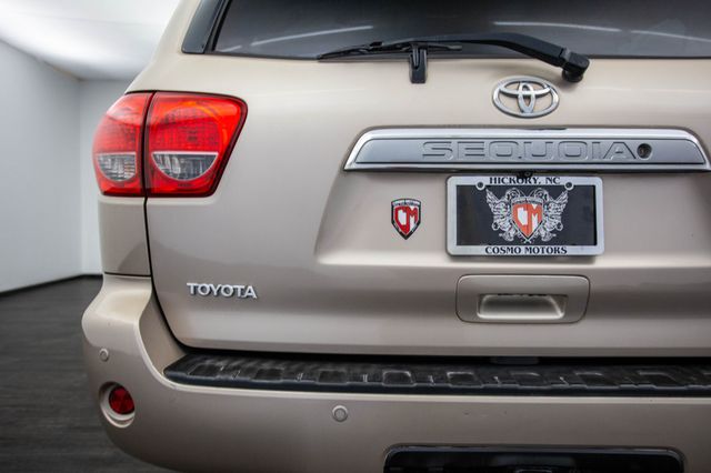 2008 Toyota Sequoia RWD 4dr LV8 6-Speed Automatic Ltd - 22982795 - 39