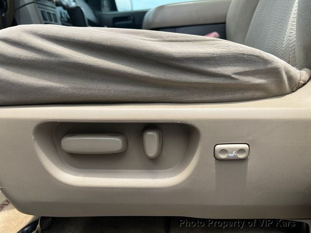 2008 Toyota Sequoia RWD 4dr LV8 6-Speed Automatic SR5 - 22862130 - 14