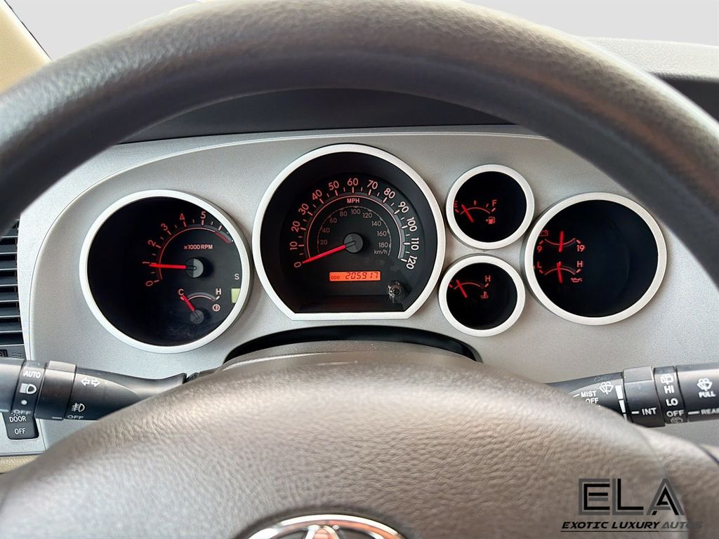 2008 Toyota Sequoia RWD 4dr LV8 6-Speed Automatic SR5 - 23040477 - 12