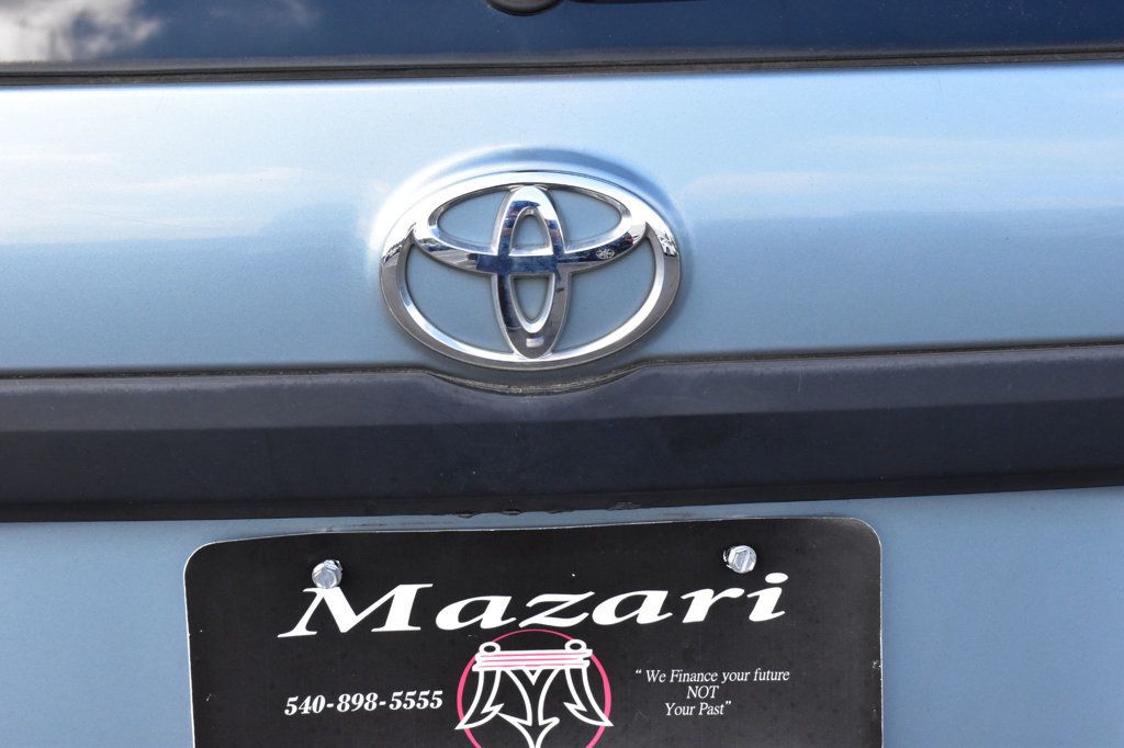2008 Toyota Sienna CE photo 35