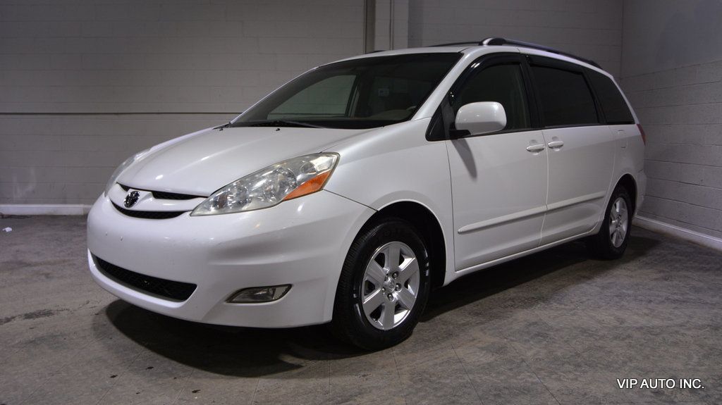 2008 Toyota Sienna 5dr 7-Passenger Van XLE FWD - 22715249 - 21