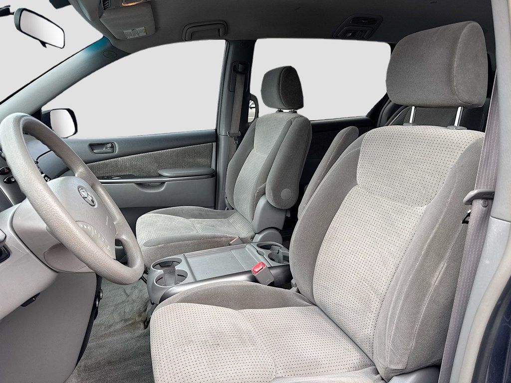 2008 Toyota Sienna CE 7-PASSENGER - 22975610 - 12