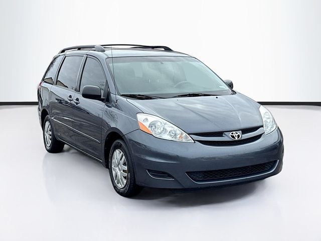 2008 Toyota Sienna CE 7-PASSENGER - 22975610 - 2
