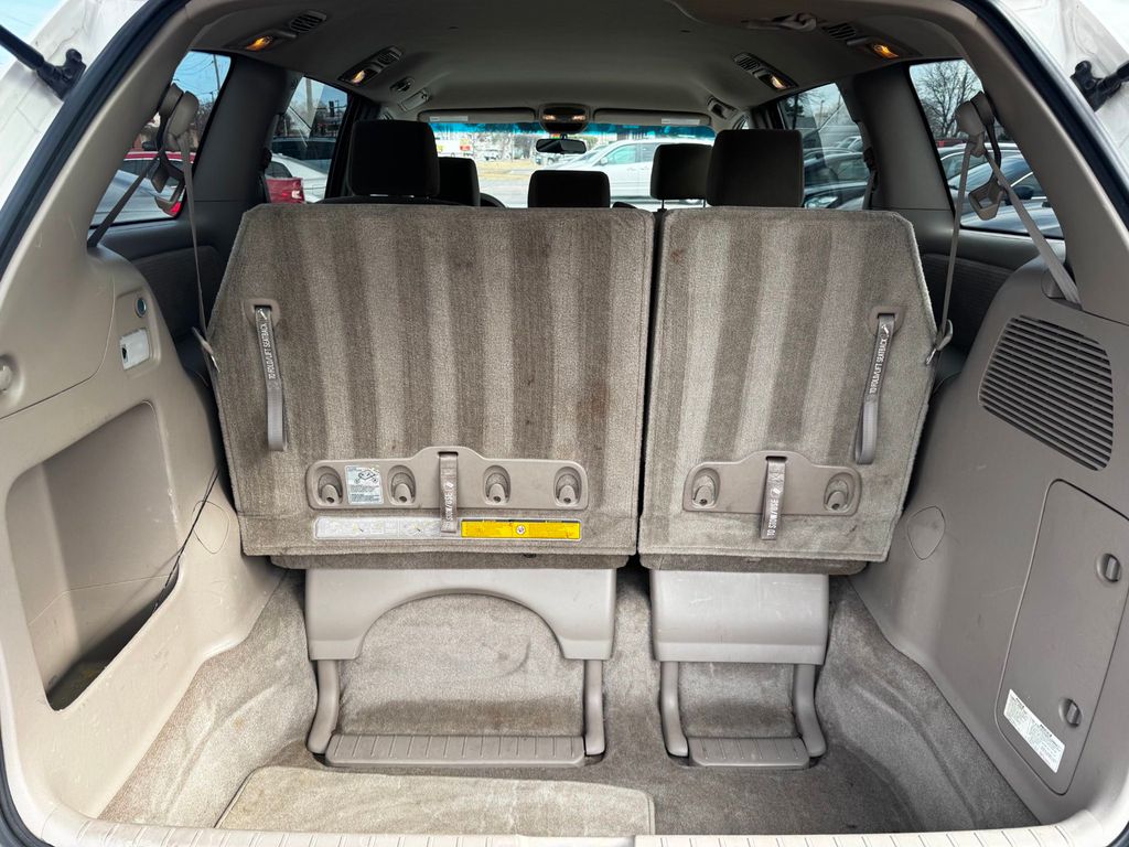 2008 Toyota Sienna CE 7-PASSENGER - 22987955 - 6