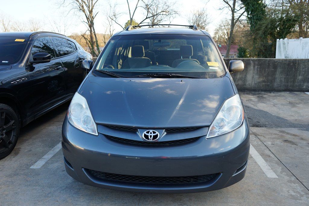 2008 Toyota Sienna LE 8-PASSENGER - 22972676 - 2