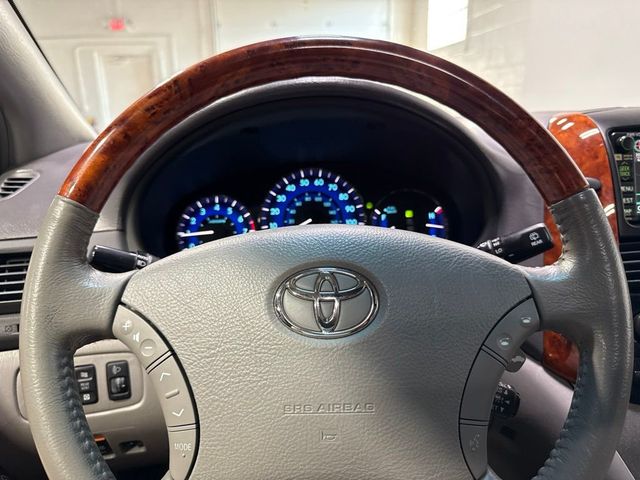 2008 Toyota Sienna Limited - 23075069 - 13