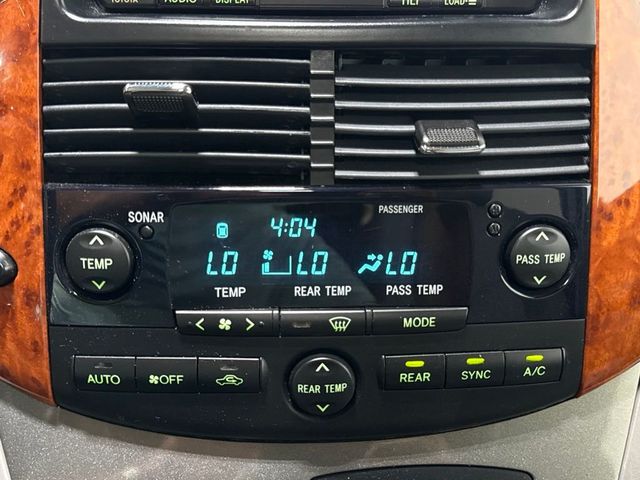 2008 Toyota Sienna Limited - 23075069 - 19