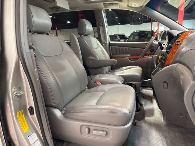 2008 Toyota Sienna Limited - 23075069 - 32