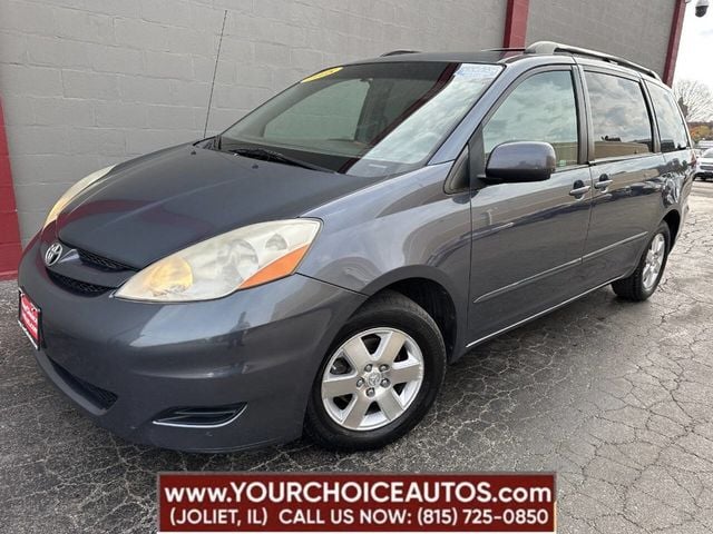 2008 Toyota Sienna XLE 4dr Mini Van - 22653102 - 0