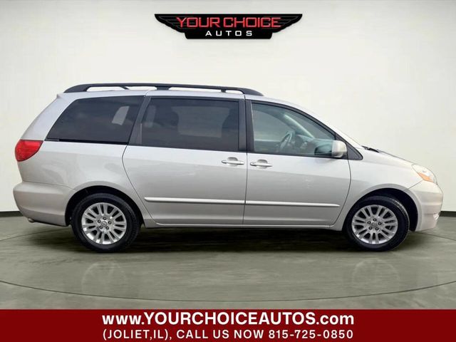 2008 Toyota Sienna XLE 4dr Mini Van - 23028778 - 9