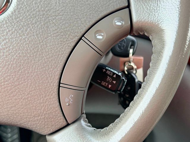 2008 Toyota Sienna XLE 4dr Mini Van - 23028778 - 32