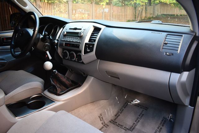 2008 Toyota Tacoma 4WD Access V6 MT - 23073946 - 26