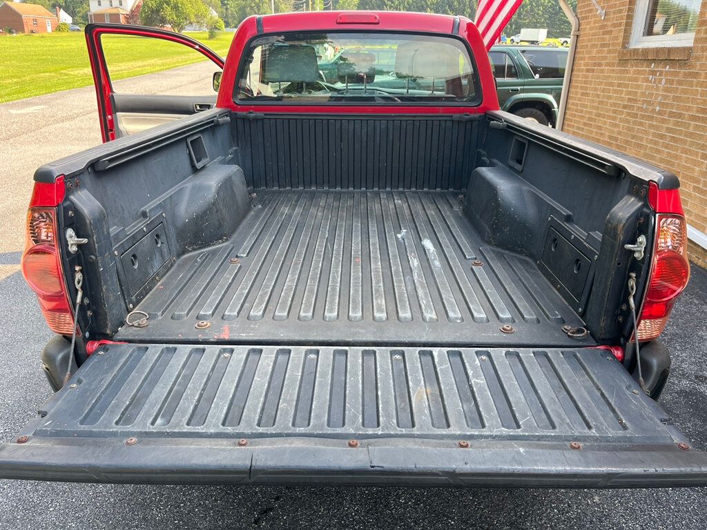 2008 Toyota Tacoma ONE OWNER / CLEAN CARFAX - 23010768 - 16