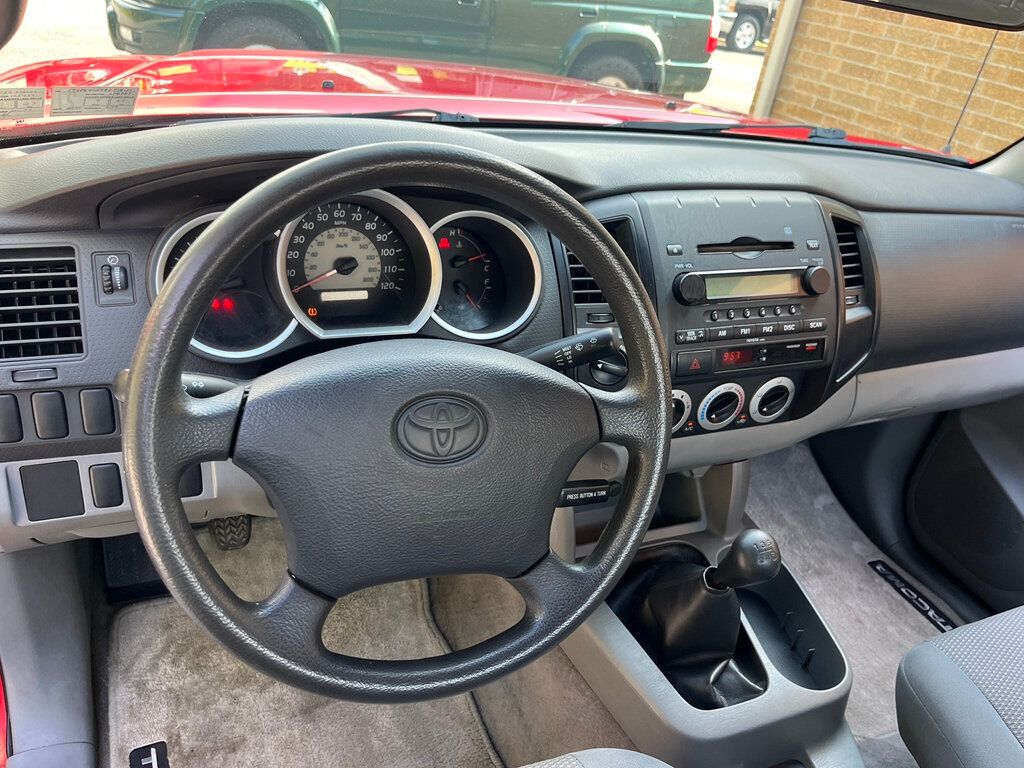 2008 Toyota Tacoma ONE OWNER / CLEAN CARFAX - 23010768 - 28