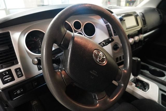 2008 Toyota Tundra CrewMax 5.7L V8 6-Spd AT SR5 (Natl) - 23005386 - 8