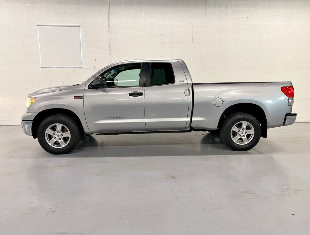 2008 Toyota Tundra Dbl 5.7L V8 6-Spd AT LTD (Natl) - 22636209 - 3