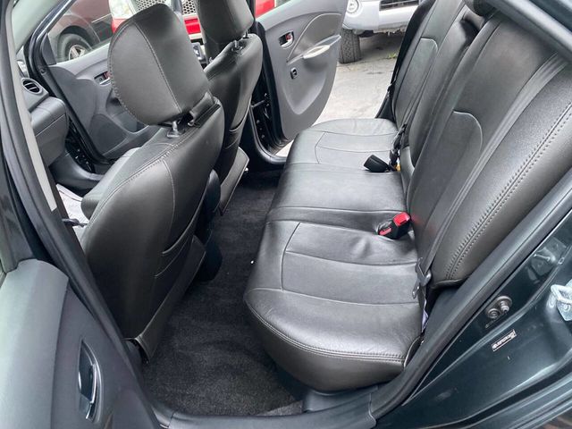 2008 Toyota Yaris 4dr Sedan Automatic S - 22953327 - 16