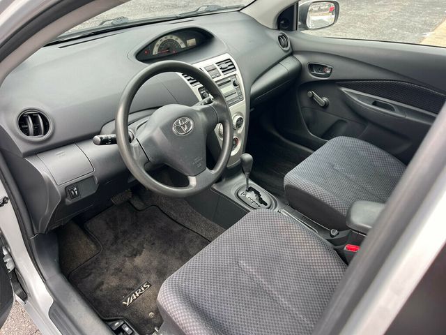 2008 Toyota Yaris Low Mileage Fuel Sipping Toyota Quality - 22949778 - 13