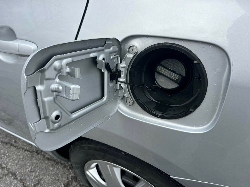 2008 Toyota Yaris Low Mileage Fuel Sipping Toyota Quality - 22949778 - 22