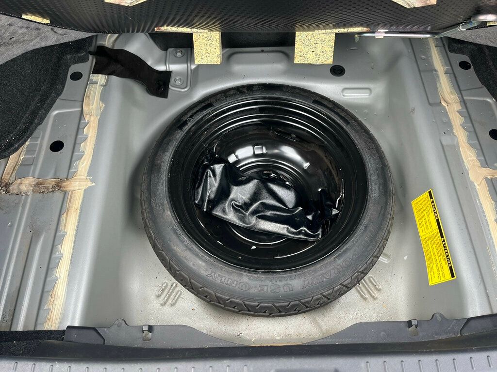 2008 Toyota Yaris Low Mileage Fuel Sipping Toyota Quality - 22949778 - 27