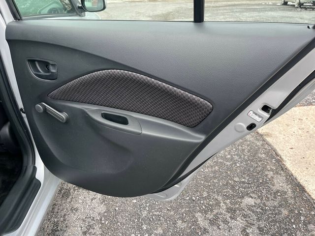 2008 Toyota Yaris Low Mileage Fuel Sipping Toyota Quality - 22949778 - 30