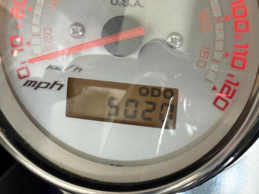 2008 Victory Kingpin LOW MILES! - 22978022 - 10