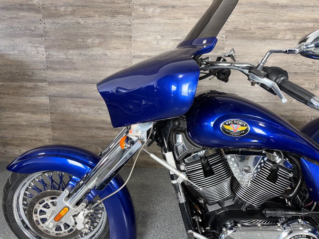 2008 Victory Kingpin LOW MILES! - 22978022 - 12