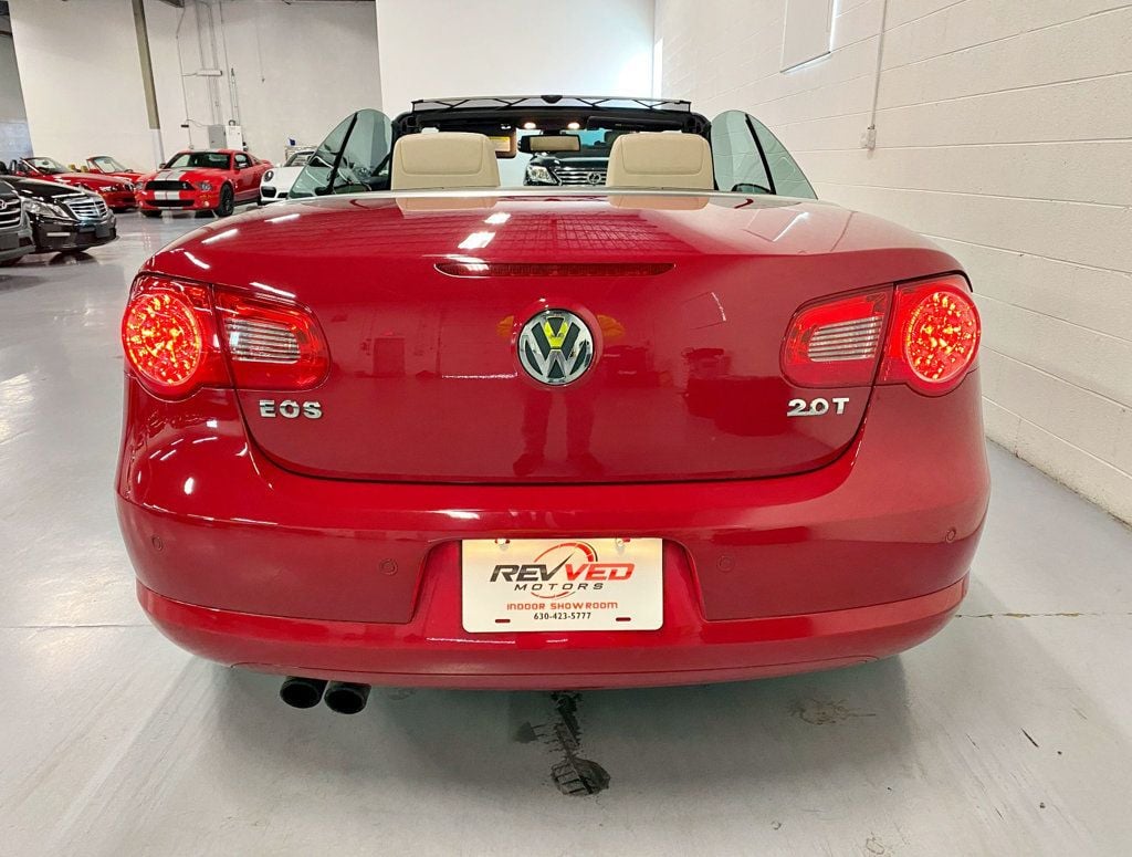 2008 Volkswagen Eos 2dr Convertible DSG Lux - 22648961 - 5