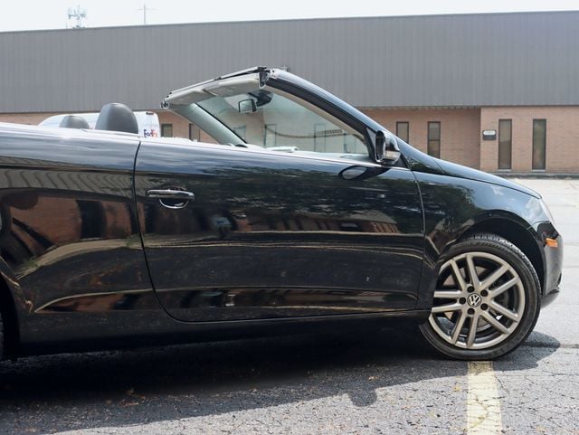 2008 Volkswagen Eos 2dr Convertible DSG Lux - 23057319 - 4