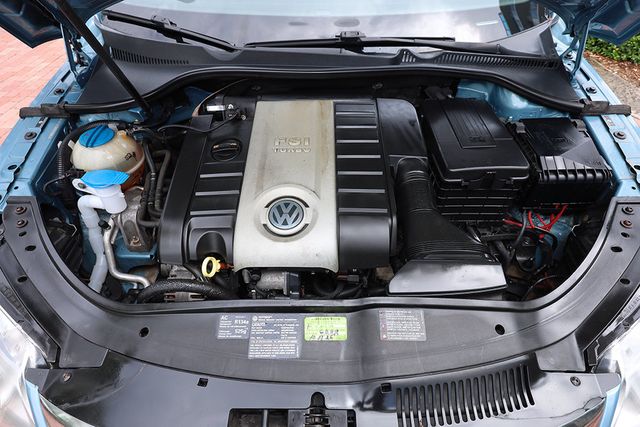 2008 Volkswagen Eos 2dr Convertible DSG Turbo - 23078356 - 46