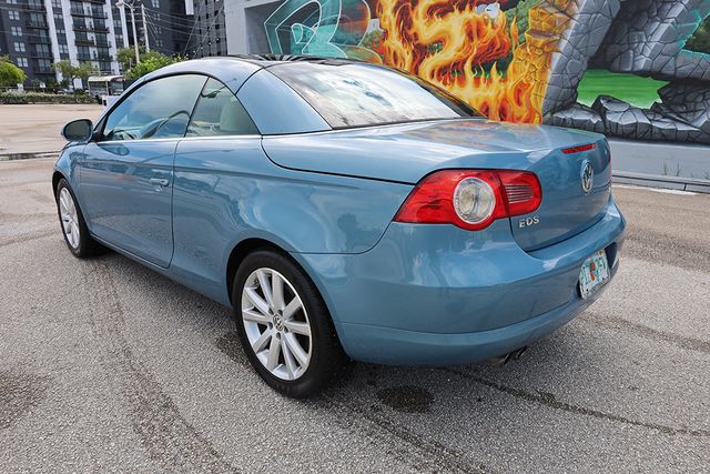 2008 Volkswagen Eos 2dr Convertible DSG Turbo - 23078356 - 59