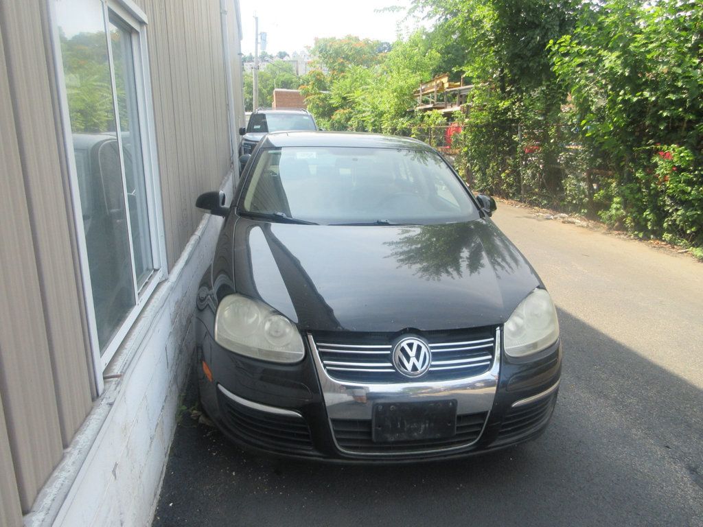Volkswagen Jetta photo 2