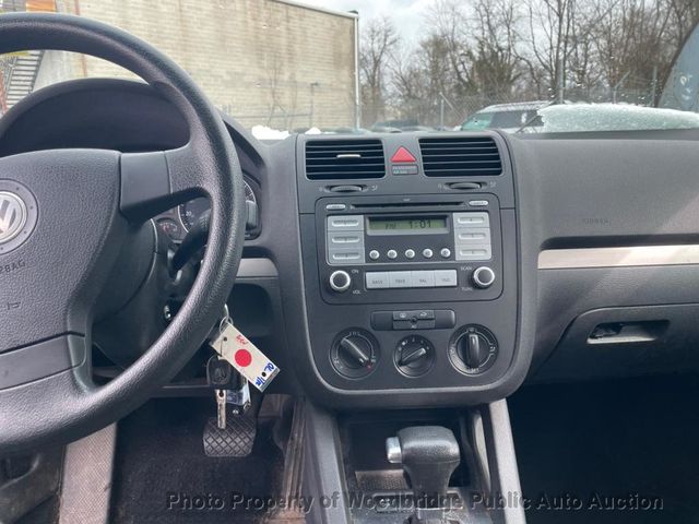 2008 Volkswagen Rabbit 2dr Hatchback Automatic S PZEV - 22990375 - 8