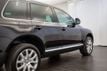 2008 Volkswagen Touareg 2 4dr V10 - 22580853 - 32