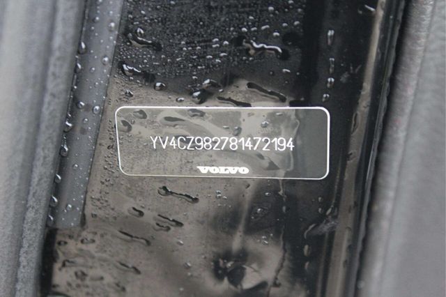 2008 Volvo XC90 AWD 4dr I6 w/Snrf/3rd Row - 23000017 - 11